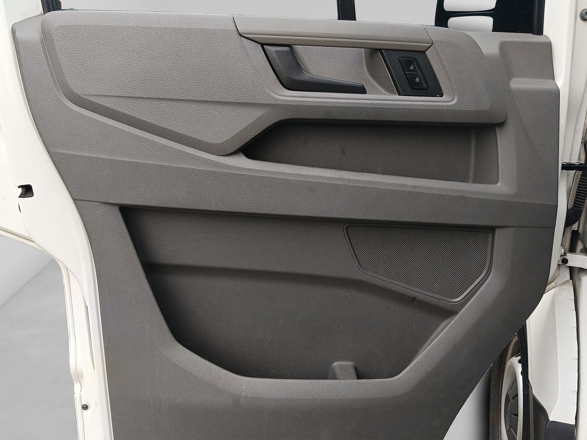 2020 Volkswagen CRAFTER 5 PTS AMPLIA VENTANAS TM6 AAC CAJA EXTENDIDA TECHO ALTO