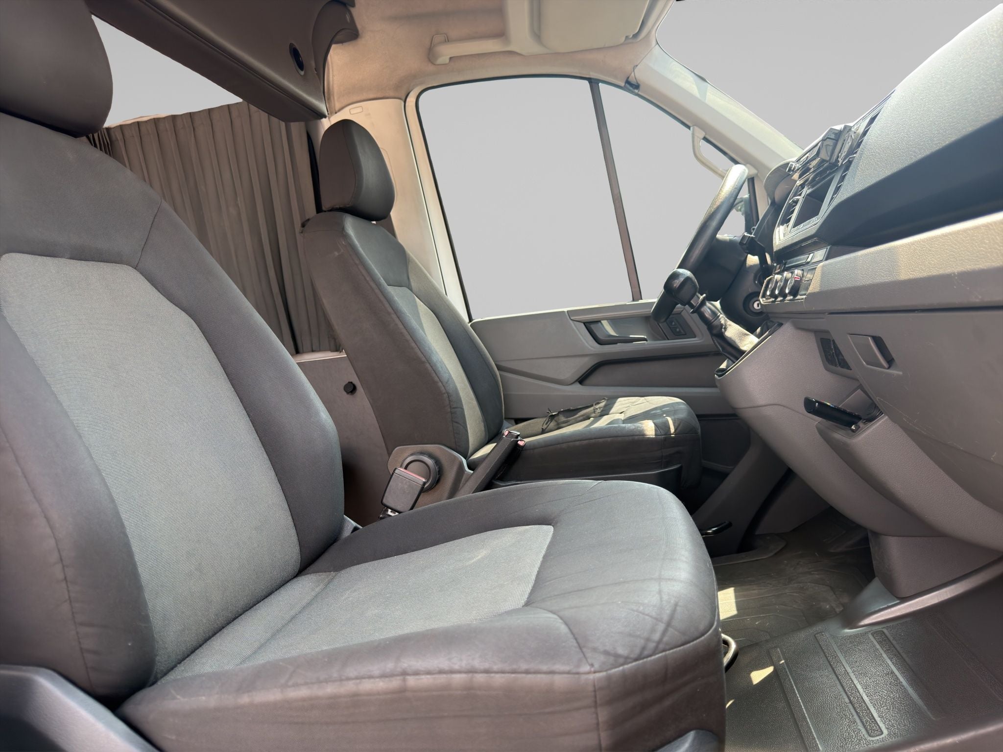 2020 Volkswagen CRAFTER 5 PTS CARGO VAN TM6 AAC CAJA EXTENDIDA