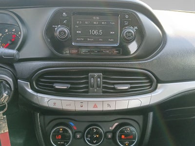 2018 Dodge NEON 4 PTS SXT 16L TA AAC AUT PANTALLA TOUCH FNIEBLA RA-16